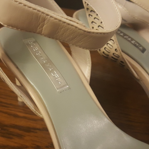 BCBGMAXAZRIA Pointed Strapped Heel sz 10 - Picture 2 of 7